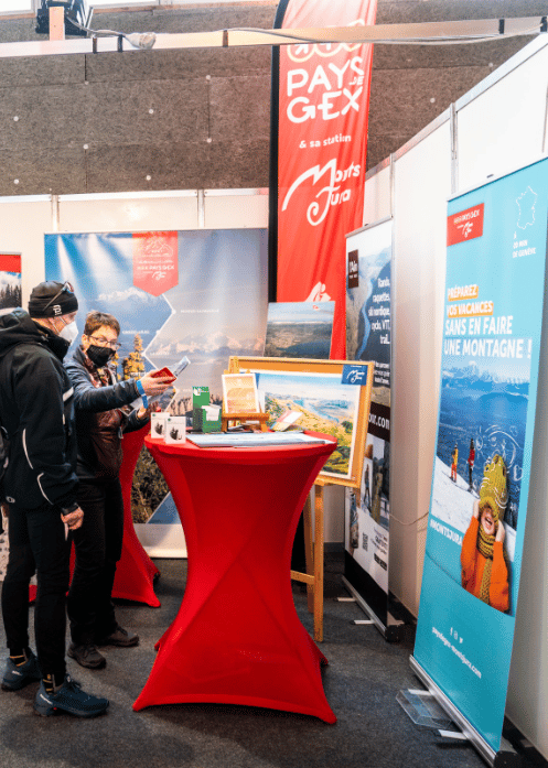 Pays de Gex et sa Station Mont Jura exposant au salon du nordique de la Transju